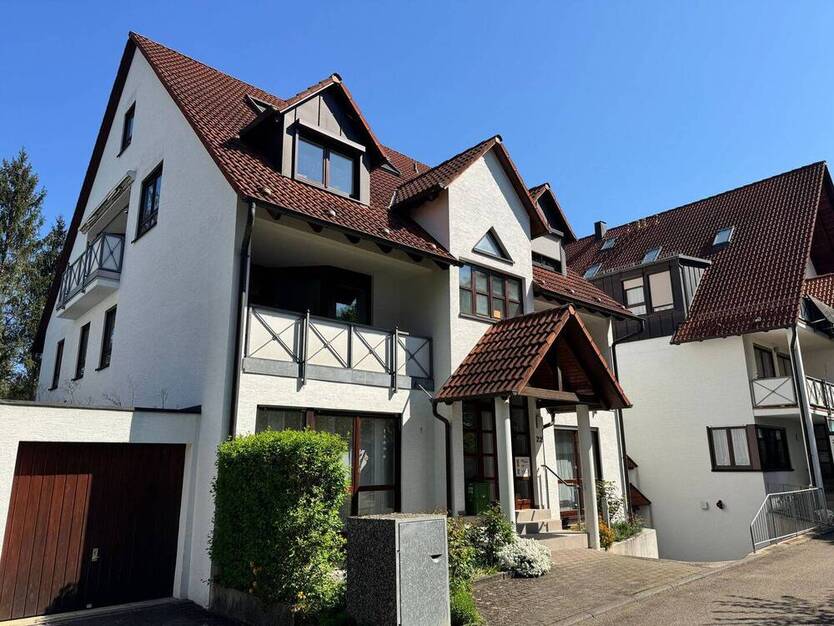 *** PRAKTISCH GESCHNITTEN - BESONDERE AUSSTATTUNG - STADTNAH *** 4 zimmer