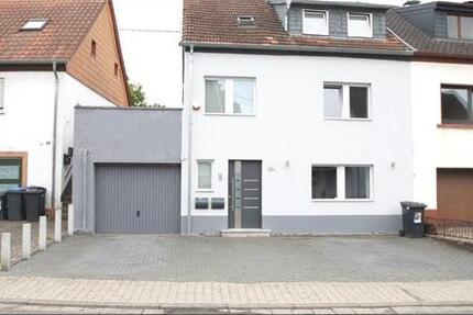 Sanierte 3ZKB EG-Wohnung mit Terrasse in Merchweiler zu vermieten