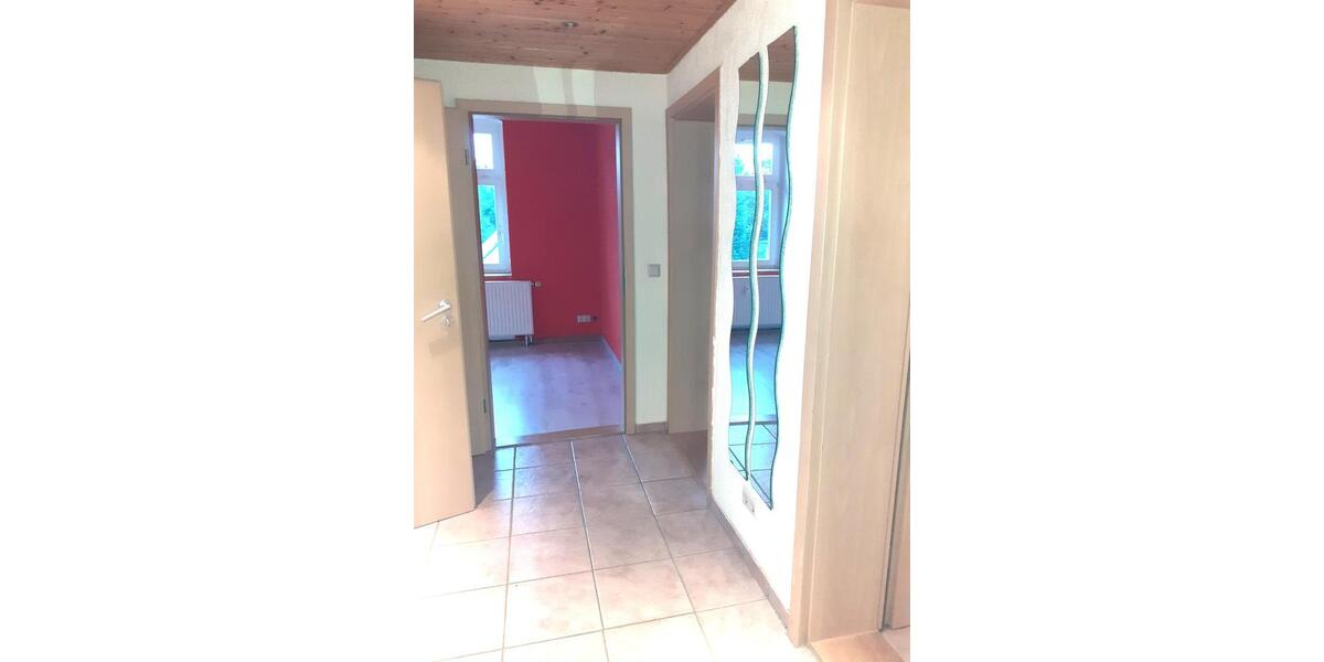 Etagenwohnung Augustusburg - 5 Zimmer, 109 m&sup2;, 545&euro; | Angebot:25988078