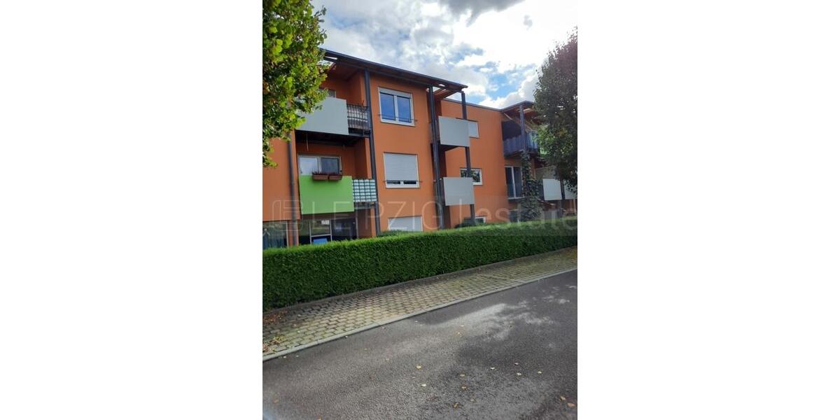 Etagenwohnung Hartha - 1 Zimmer, 35 m&sup2;, 219&euro; | Angebot:25418311