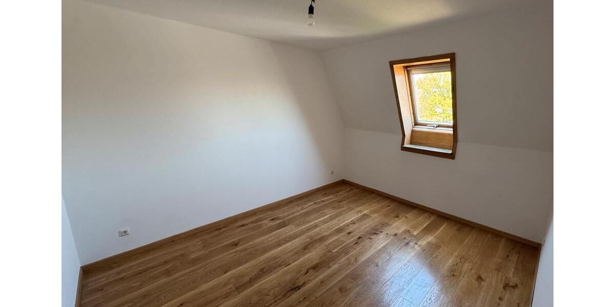 Dachgeschoßwohnung Schorfheide - 3 Zimmer, 72 m&sup2;, 840&euro; | Angebot:26691796