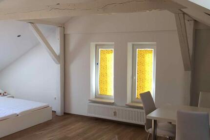 Schöne Dachgeschoßwohnung zimmer