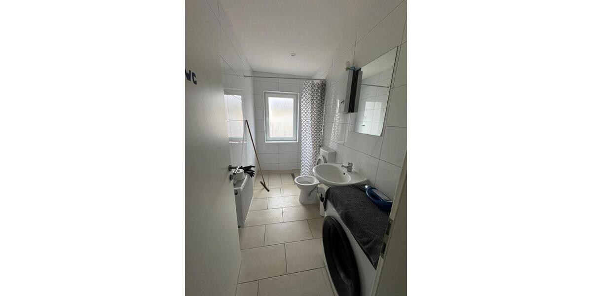 Wohnen auf Zeit Mendig - 8 Zimmer, 147 m&sup2;, 15&euro; | Angebot:26127556