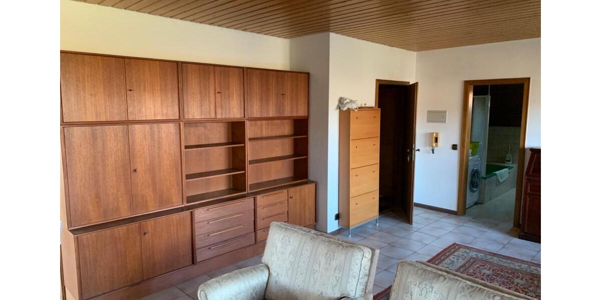 Helle ruhige 2 Zimmer Dachgeschoss-Wohnung mit großem Balkon 2 zimmer