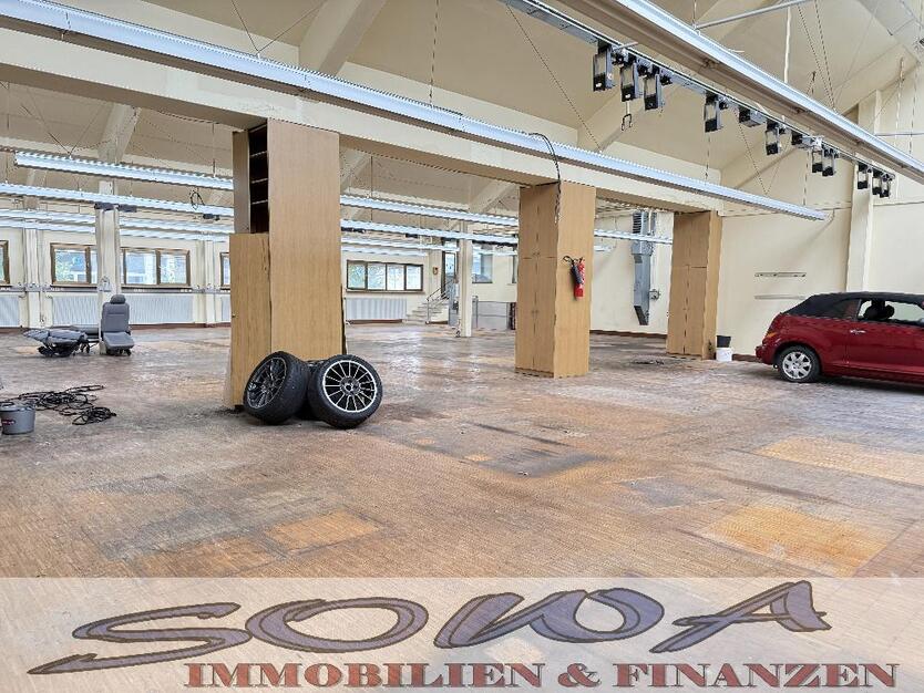 Wohnhaus mit Innenpool und Sauna in einer guten Lage in Gaimersheim, mit Gewerbefläche - Ein Objekt von Ihrem Immobilienpartner SOWA Immobilien und Finanzen 1 zimmer