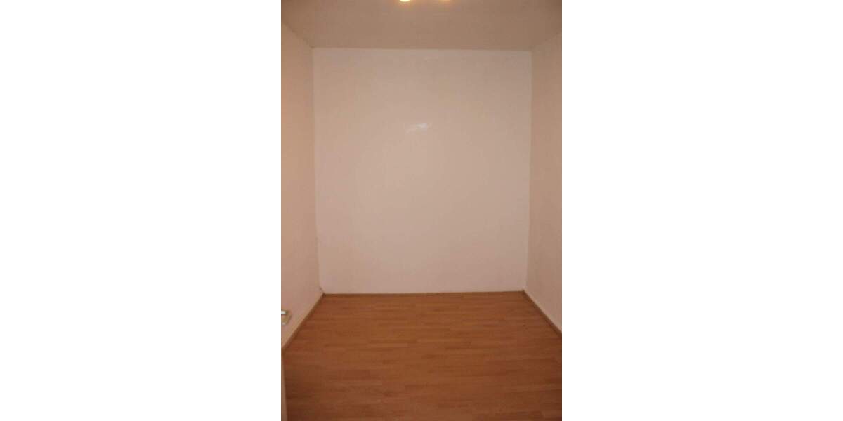 Etagenwohnung Kusel - 2 Zimmer, 67 m&sup2;, 450&euro; | Angebot:24759192