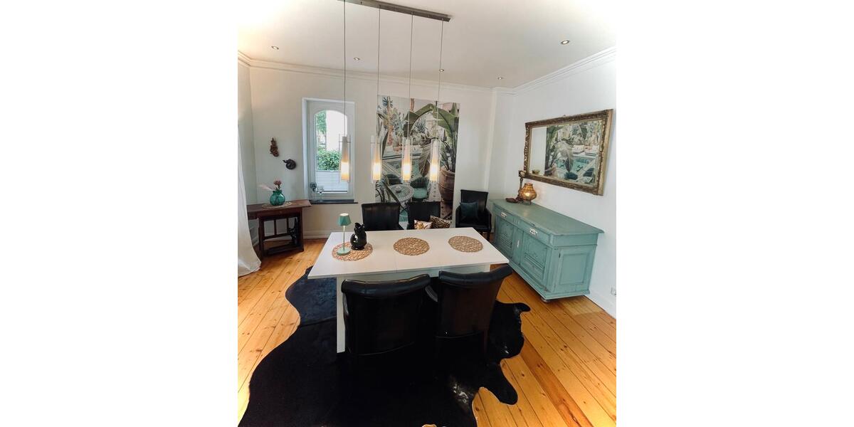 Wohnen auf Zeit Solingen Aufderhöhe - 2 Zimmer, 90 m&sup2;, 1.100&euro; | Angebot:24617614