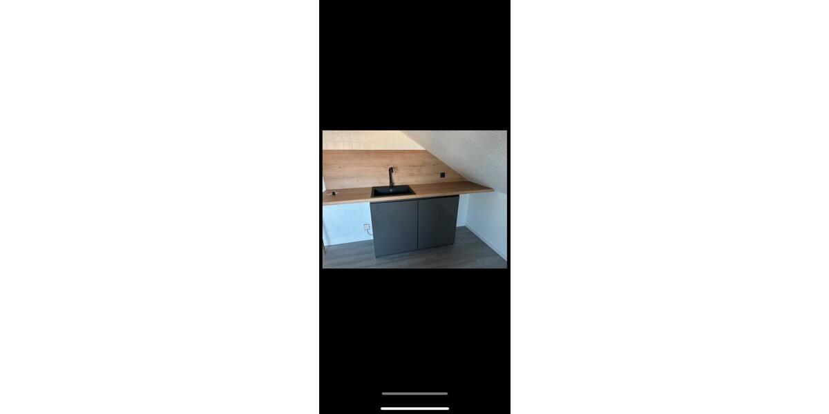 Dachgeschoßwohnung Rühen - 2 Zimmer, 90 m&sup2;, 640&euro; | Angebot:25830452