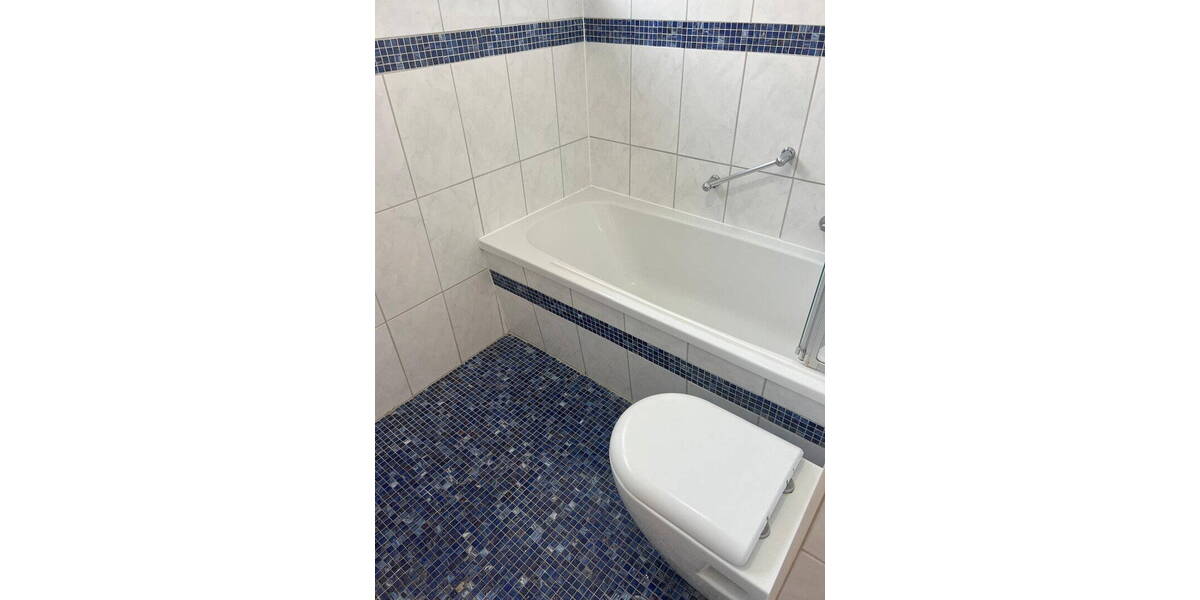 Etagenwohnung Wiesbaden Südost - 2 Zimmer, 70 m&sup2;, 1.135&euro; | Angebot:25969723