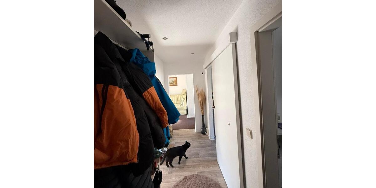 Etagenwohnung Zschopau - 3 Zimmer, 56 m&sup2;, 400&euro; | Angebot:26496975