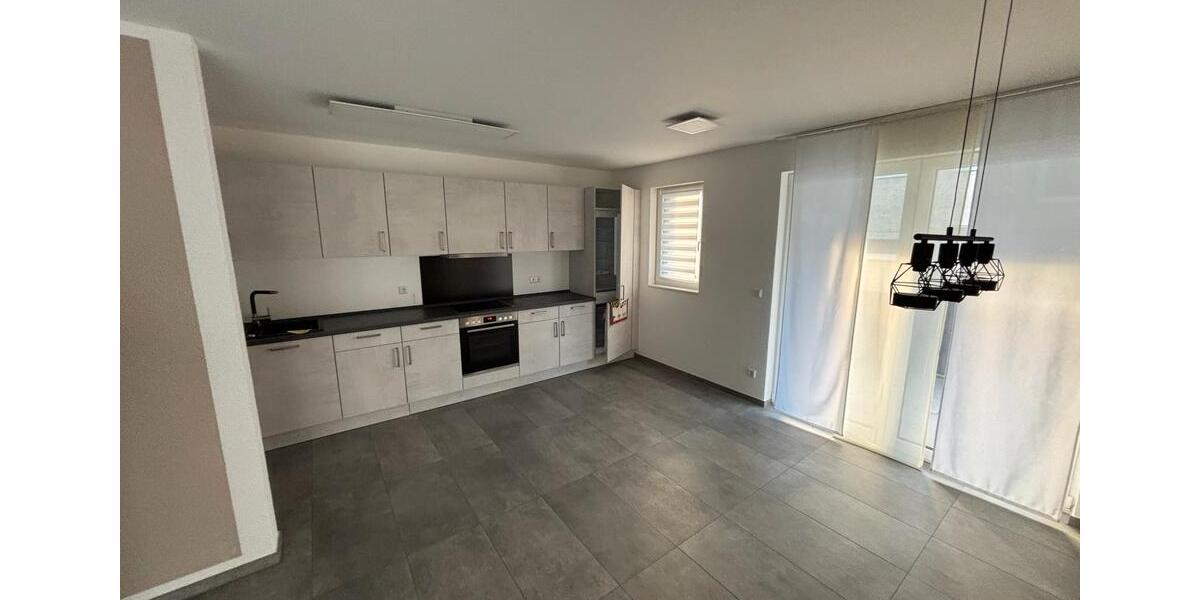 Etagenwohnung Freudenstadt - 3 Zimmer, 74 m&sup2;, 1.250&euro; | Angebot:25171978