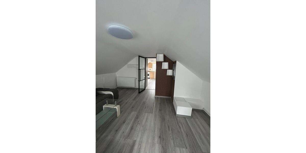 Dachgeschoßwohnung Oberndorf am Neckar - 2 Zimmer, 50 m&sup2;, 700&euro; | Angebot:24789214