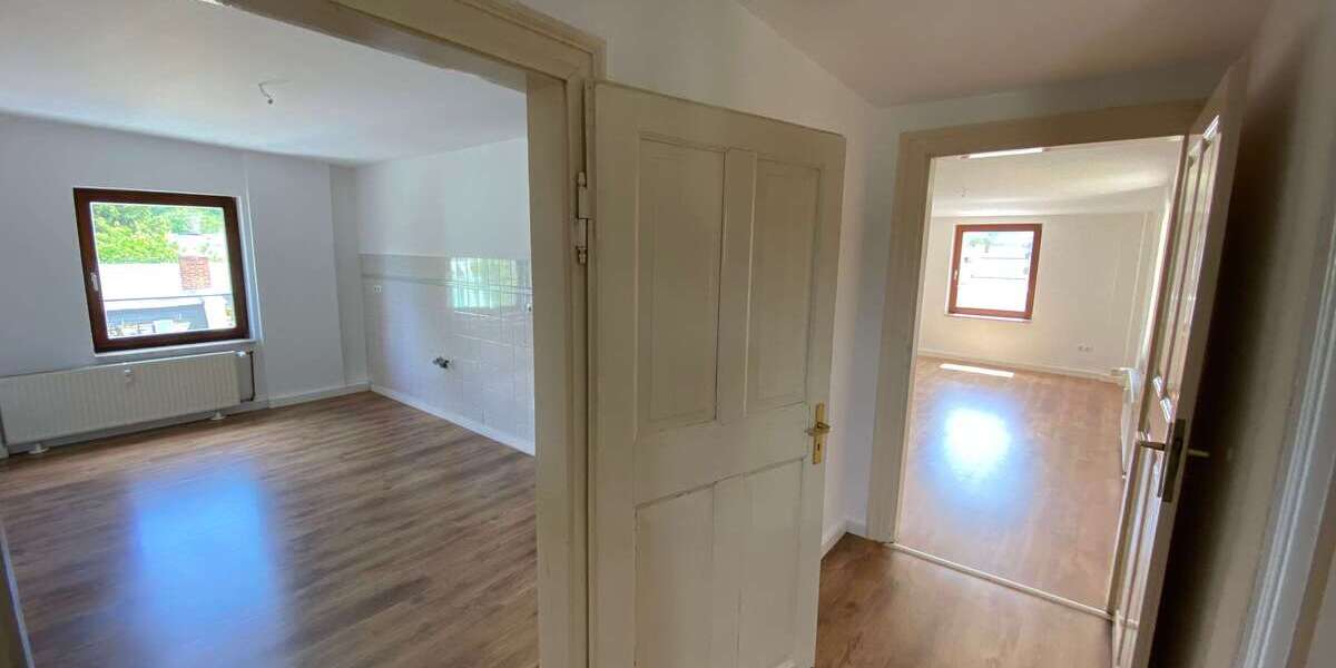 Etagenwohnung Greiz Irchwitz - 2 Zimmer, 68 m&sup2;, 340&euro; | Angebot:26465502