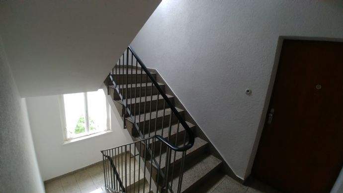 Etagenwohnung Wiesbaden Bierstadt - 2 Zimmer, 65 m&sup2;, 750&euro; | Angebot:26170972