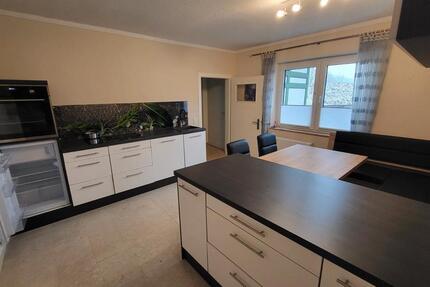 Wohnung Habichtswald - 2.5 Zimmer, 110 m&sup2;, 850&euro; | Angebot:26039094