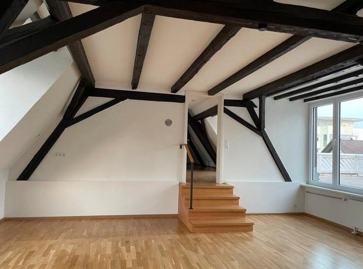 Dachgeschoßwohnung Schliengen - 2 Zimmer, 100 m&sup2;, 1.350&euro; | Angebot:26286904