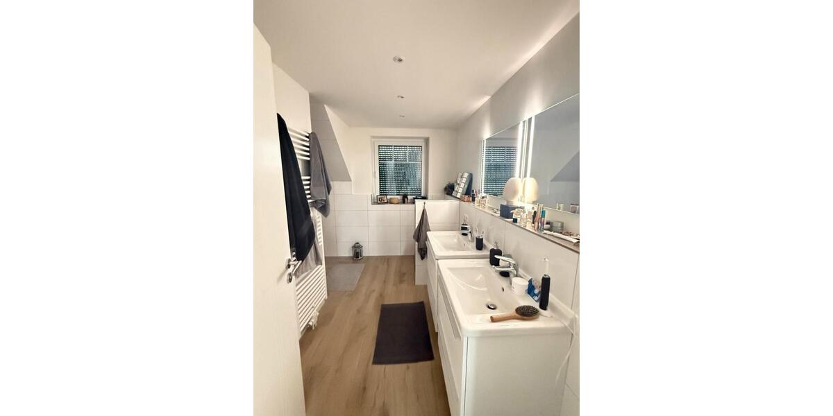 Einfamilienhaus Halstenbek - 5 Zimmer, 134 m&sup2;, 2.000&euro; | Angebot:26647440
