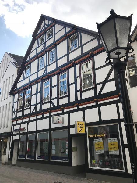 Moderne 3 Zimmer mit Balkon in der Ritterstr. mit 98 qm in der erste Etage rechts, Stellplatz möglich!