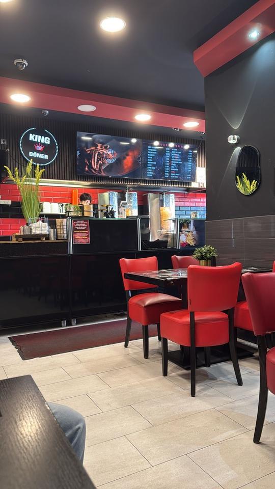 Nachmieter für modernen Gastronomie-Laden am Barbarossaplatz Köln zimmer