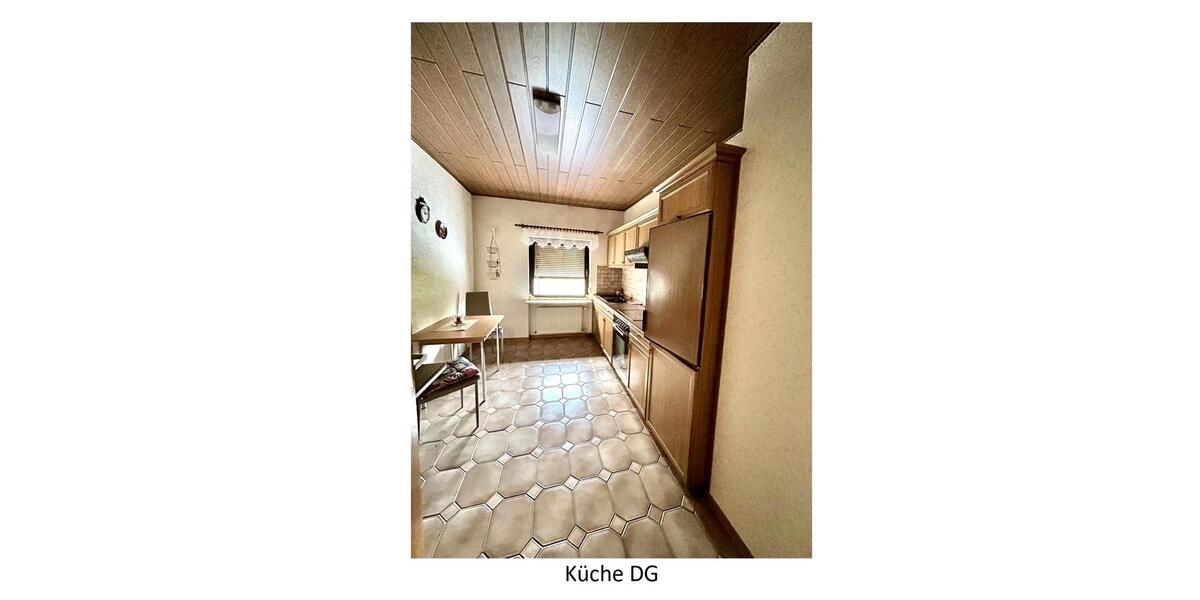 Dachgeschoßwohnung Eppelborn - 3 Zimmer, 91 m&sup2;, 700&euro; | Angebot:24641320