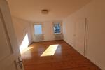 Wohnen auf Zeit Freiburg im Breisgau - 4 Zimmer, 12 m&sup2;, 350&euro; | Angebot:26671228