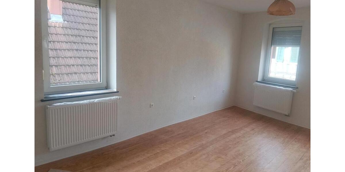 Bauernhaus, Landhaus Klingenmünster - 6 Zimmer, 200 m&sup2;, 1.500&euro; | Angebot:26238176