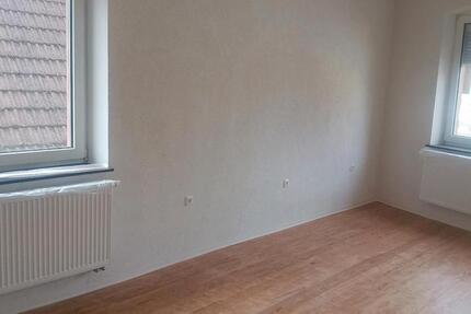 Haus Klingenmünster - 6 Zimmer, 200 m&sup2;, 1.500&euro; | Angebot:26238176