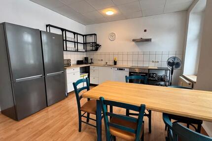 Wohnung Arnstadt - 4 Zimmer, 90 m&sup2;, 1.200&euro; | Angebot:25062044