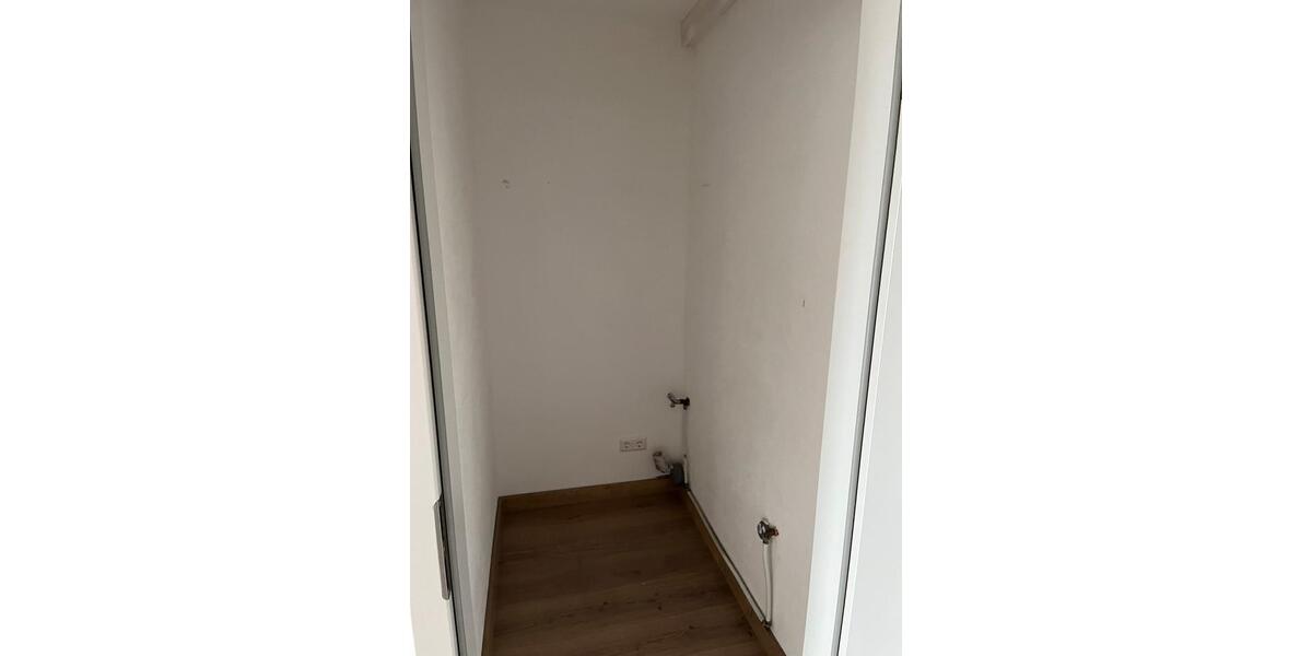 Dachgeschoßwohnung Modautal - 4 Zimmer, 96 m&sup2;, 960&euro; | Angebot:24849511