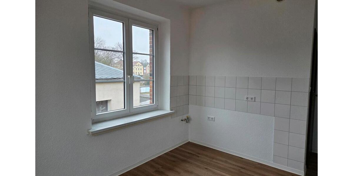 Etagenwohnung Großröhrsdorf - 3 Zimmer, 72 m&sup2;, 590&euro; | Angebot:25402571