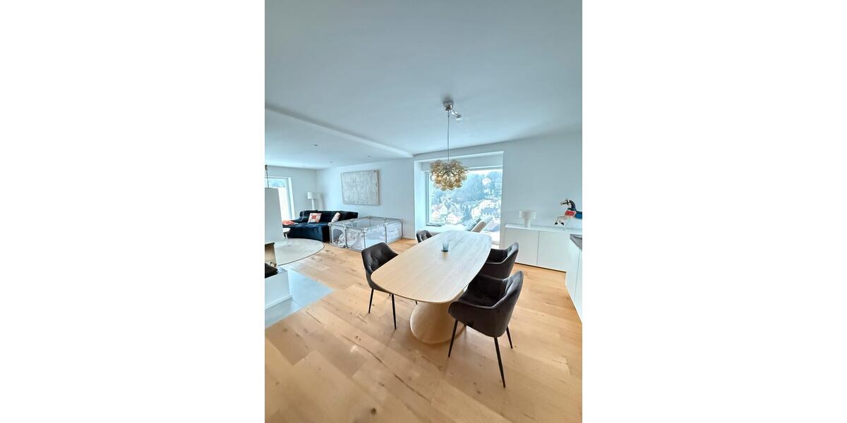 Erdgeschoßwohnung Kumhausen - 3.5 Zimmer, 140 m&sup2;, 2.100&euro; | Angebot:24753080