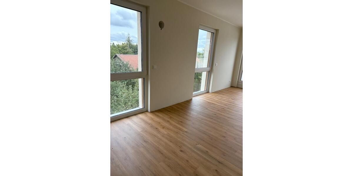 Etagenwohnung Gotha - 3 Zimmer, 93 m&sup2;, 1.295&euro; | Angebot:24700775