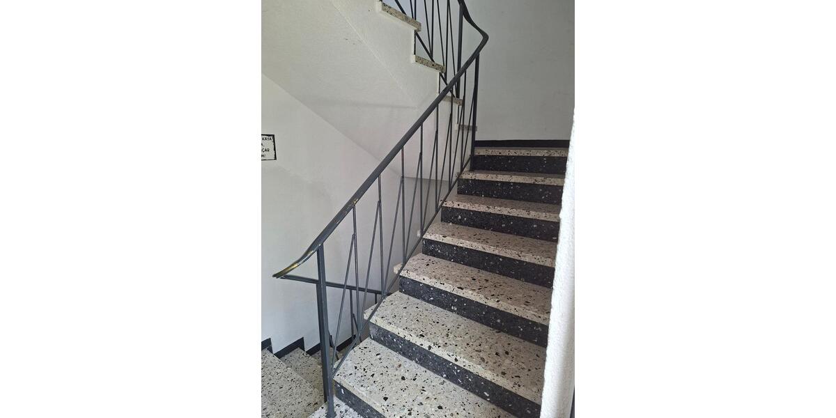 Dachgeschoßwohnung Westerheim - 2.5 Zimmer, 80 m&sup2;, 950&euro; | Angebot:26507643