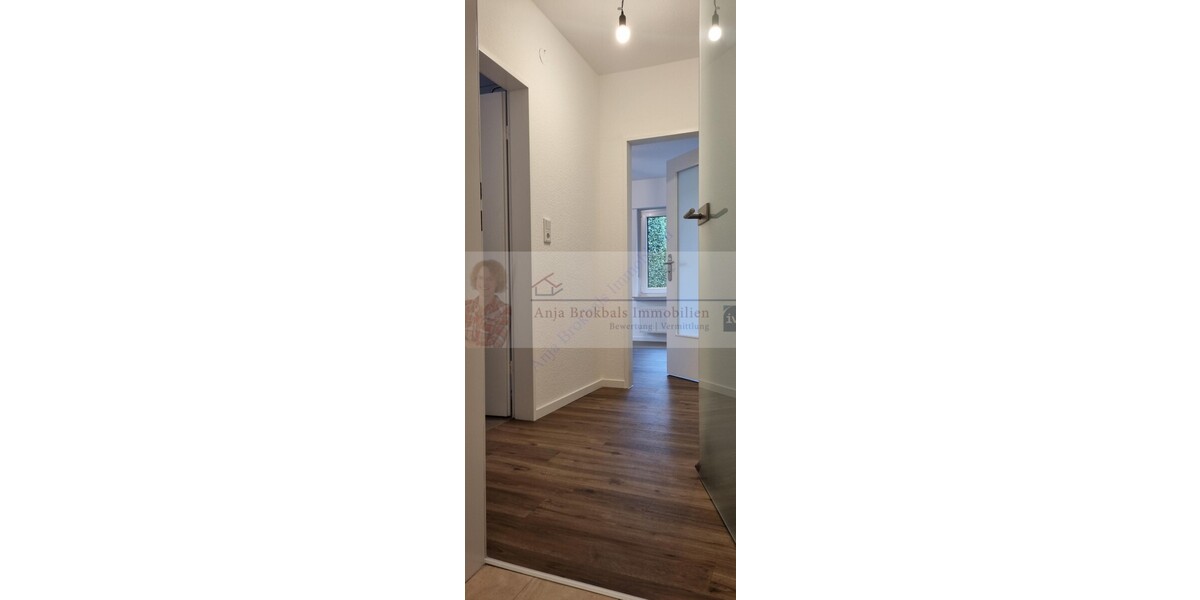 Gütersloh: Erdgeschoss mit Garten und Garage in einem 2 Familienhaus, stadtnahe Lage am Grüngürtel 4.5 zimmer