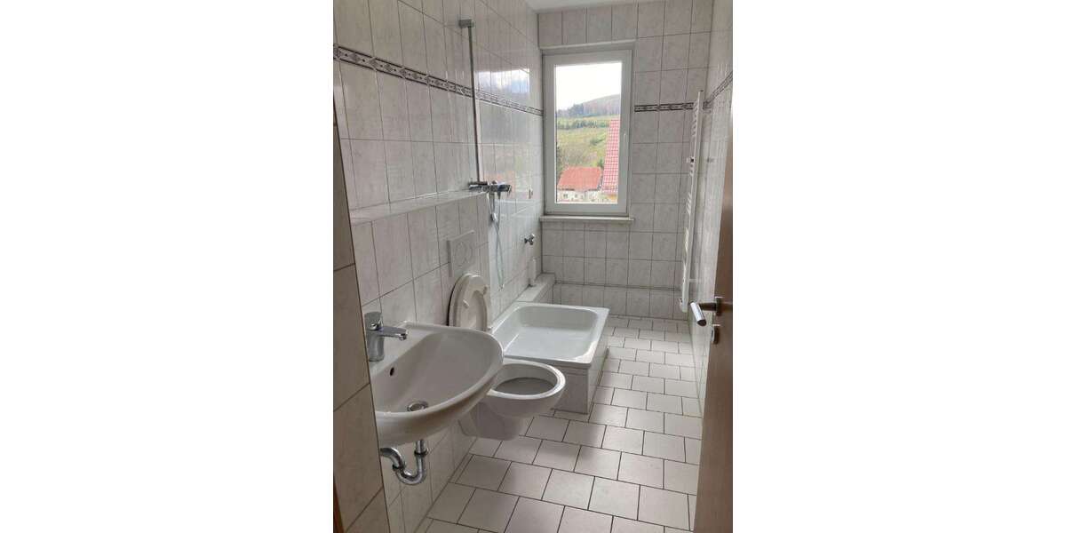 Modernisierte 3 Zimmer Wohnung mit Dusche. Ultramoderne Pelletheizung ! - Appartement Schierke Schierke | Angebot:16068723