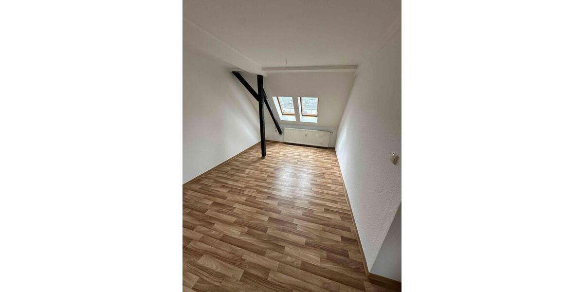 Dachgeschoßwohnung Plauen Altstadt - 1.5 Zimmer, 41 m&sup2;, 208&euro; | Angebot:26422132