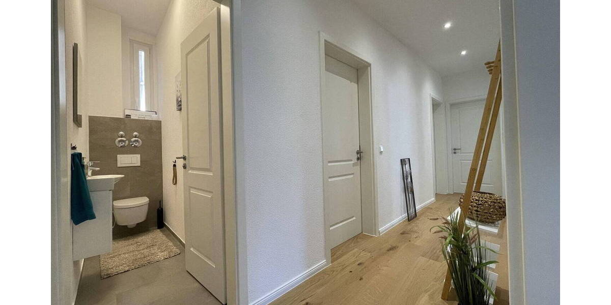 Etagenwohnung Albstadt Ebingen - 4 Zimmer, 89 m&sup2;, 1.000&euro; | Angebot:26200086