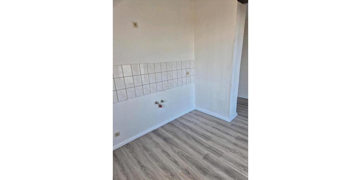 Etagenwohnung Halberstadt - 2 Zimmer, 76 m&sup2;, 380&euro; | Angebot:26246871