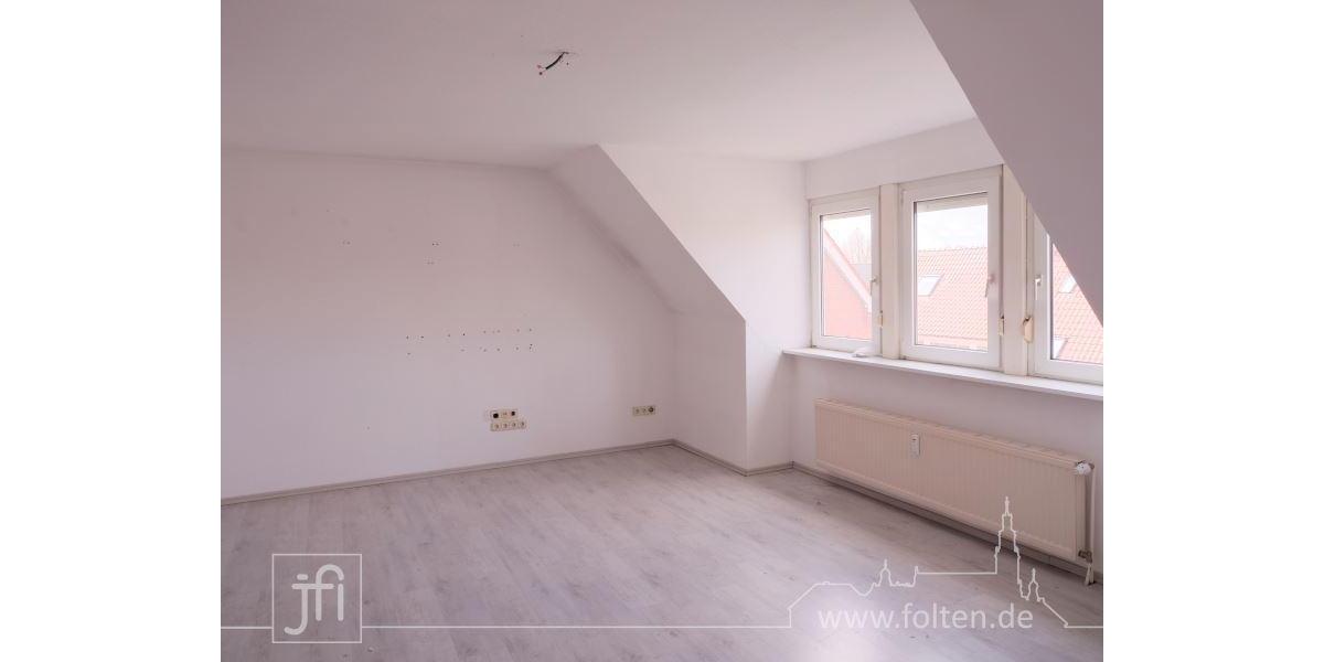 Dachgeschoßwohnung Leer (Ostfriesland) - 3 Zimmer, 73 m&sup2;, 595&euro; | Angebot:25856747