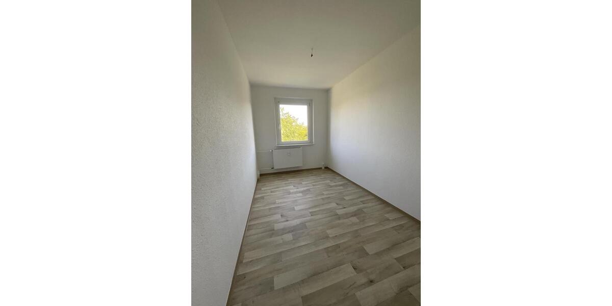 Etagenwohnung Nordhausen - 5 Zimmer, 105 m&sup2;, 500&euro; | Angebot:24940010