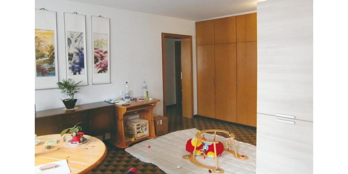 Etagenwohnung Stuttgart Vaihingen - 4 Zimmer, 111 m&sup2;, 1.275&euro; | Angebot:26603219