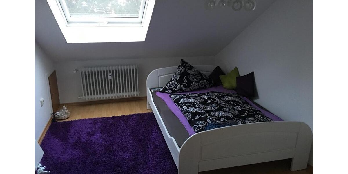 Dachgeschoßwohnung Breitengüßbach - 3 Zimmer, 90 m&sup2;, 720&euro; | Angebot:26580925
