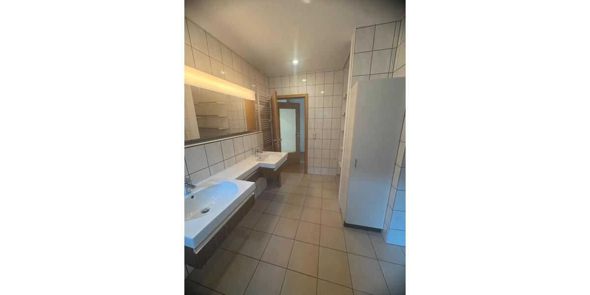 Helle 2-Zimmer-Wohnung mit Terrasse 2 zimmer