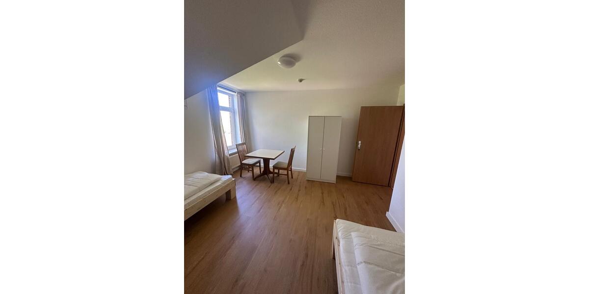 Wohnen auf Zeit Otter - 10 Zimmer, 22 m&sup2;, 22&euro; | Angebot:26214710