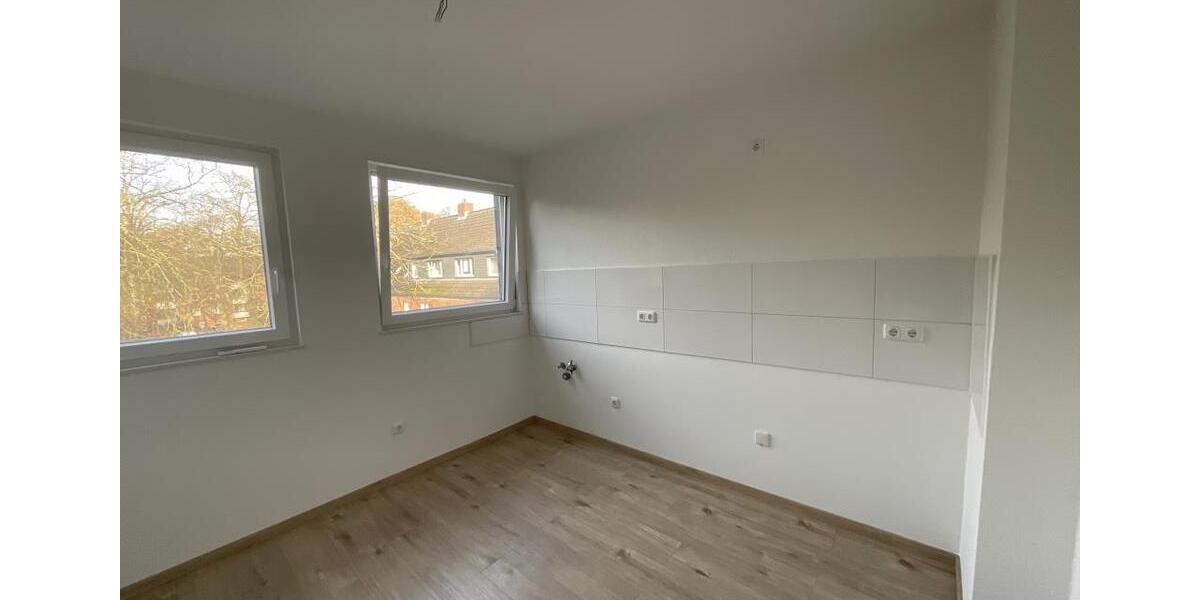 Dachgeschoßwohnung Wilhelmshaven - 3 Zimmer, 55 m&sup2;, 399&euro; | Angebot:26302236