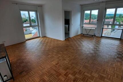 Wohnung Burglengenfeld - 3 Zimmer, 86 m&sup2;, 720&euro; | Angebot:26644966