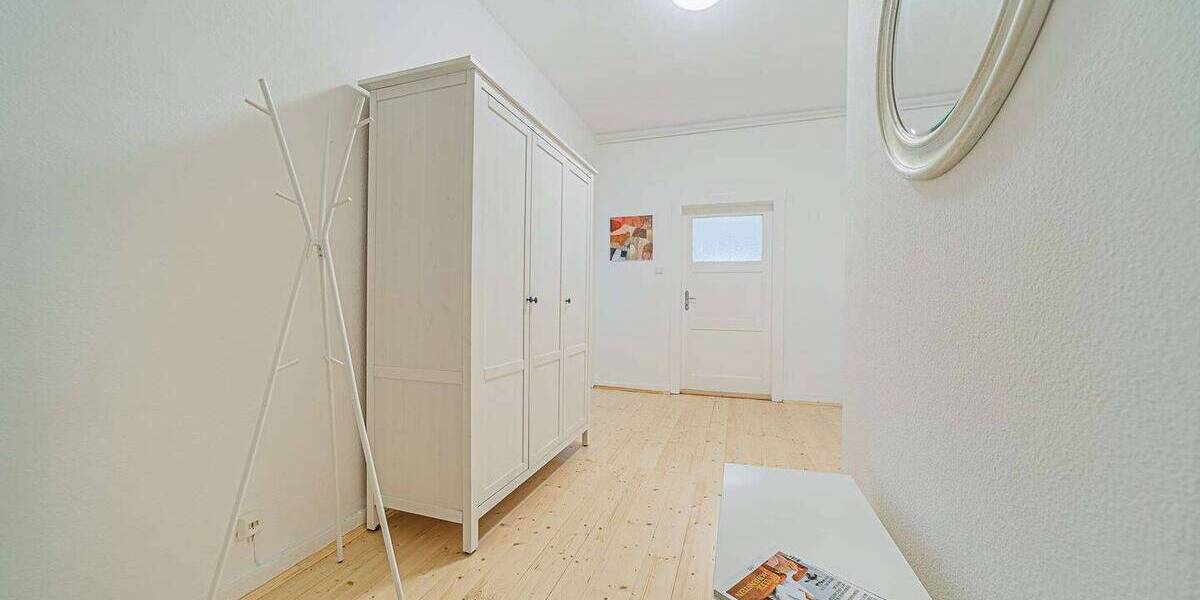Etagenwohnung Frankfurt am Main Westend-Süd - 2 Zimmer, 75 m&sup2;, 1.650&euro; | Angebot:26683316