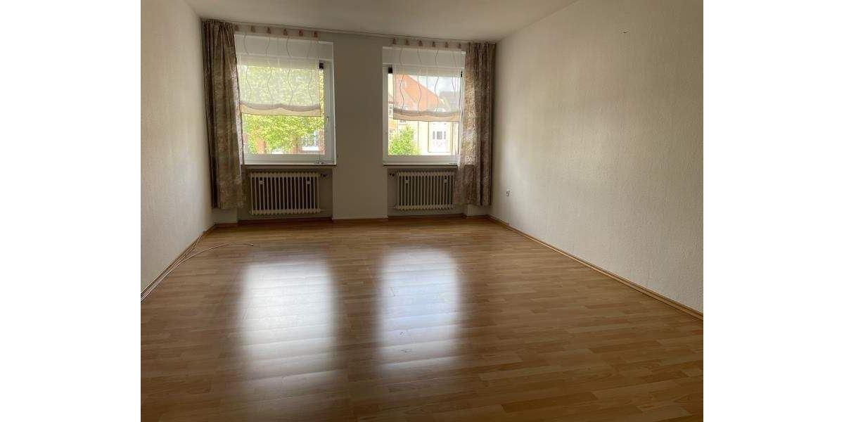Etagenwohnung Papenburg - 4 Zimmer, 115 m&sup2;, 590&euro; | Angebot:23116934