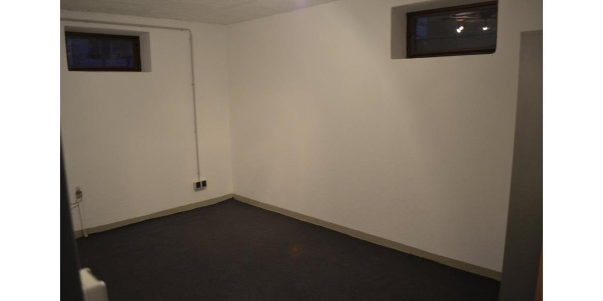 Schöne, helle 2-Zimmer-DG - Wohnung mit Balkon in Seenähe 2 zimmer