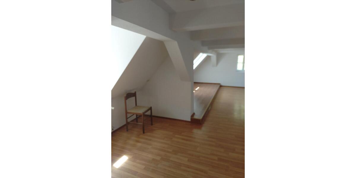 Dachgeschoßwohnung Hohe Börde - 3 Zimmer, 69 m&sup2;, 395&euro; | Angebot:26412763